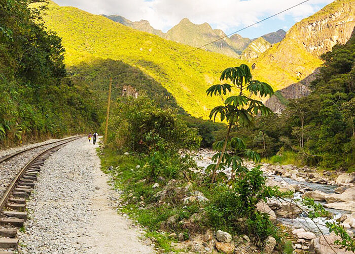 camino-machupicchu-by-cars